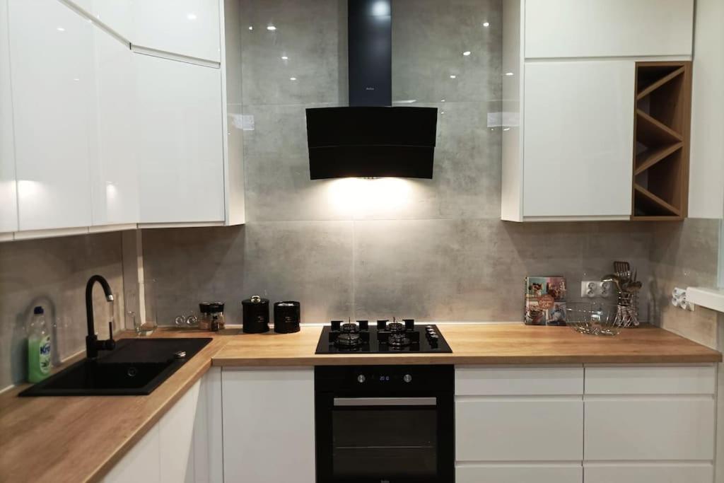 Nowoczesny Apartament Z Przestronna Lazienka Apartment Stalowa Wola Bagian luar foto