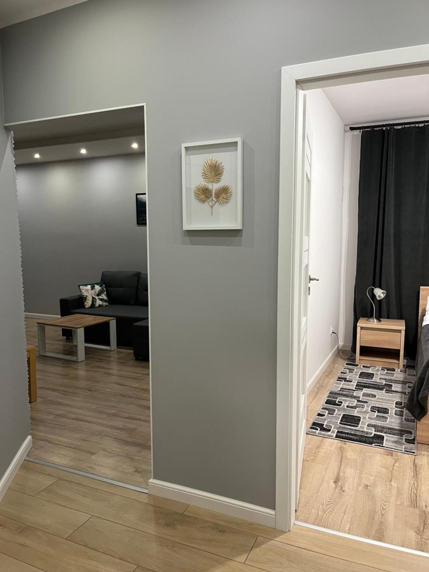 Nowoczesny Apartament Z Przestronna Lazienka Apartment Stalowa Wola Bagian luar foto